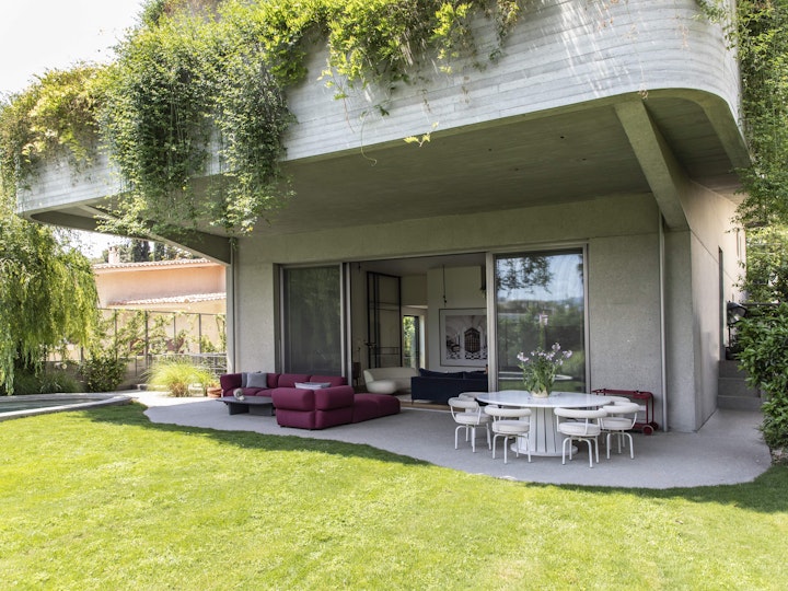 FLOATING GARDENS - PALAIO PSYCHIKO