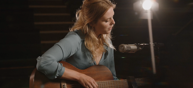 Maaike Ouboter live 3