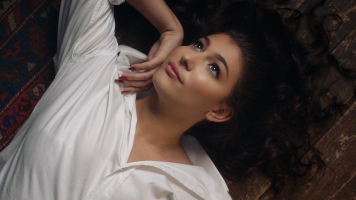 Hollie Carmen 'Plan B'