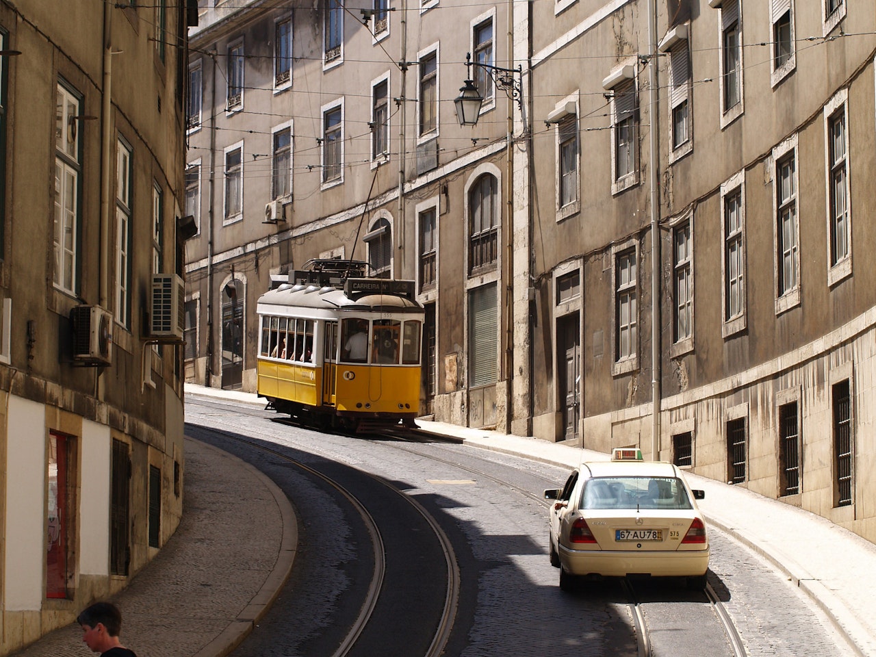 lisbon street_2