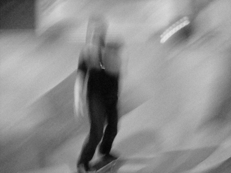 blurry action-1 -
