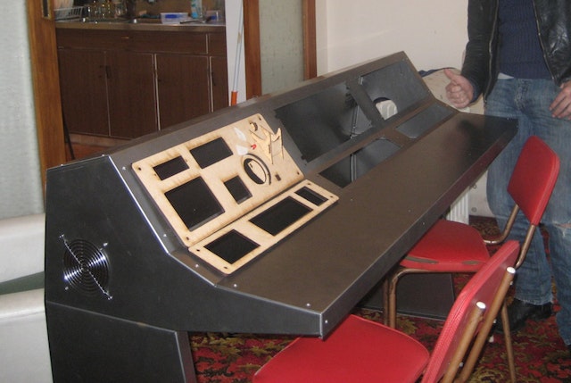 Metal Console