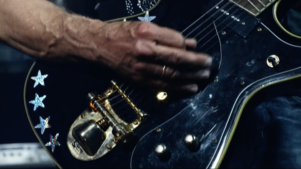 "Phil Mendrix" , Guitar Hero