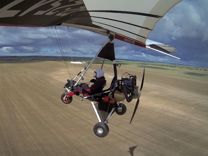 SBS - Motorkite Dreaming S1 E1