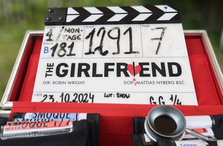THE GIRLFRIEND -