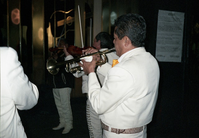 mariachi-trumpets